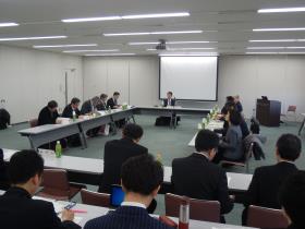 検討会様子 検討会様子