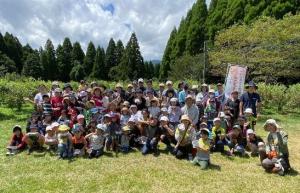 南阿蘇でブルーベリー狩りのイベントを開催