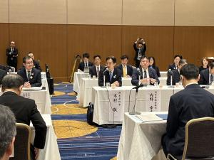 知事