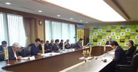 臨時総会(写真)