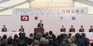 知事写真