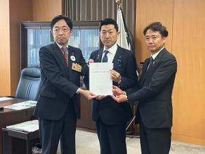 あかま大臣面会