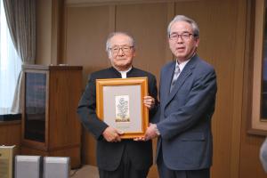 中山氏