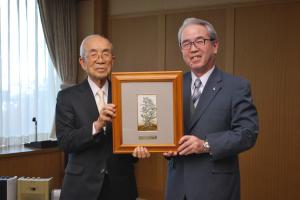 志賀氏